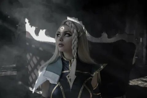 Diana cosplay