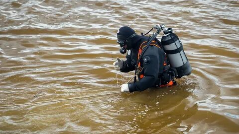 Нашли водолаза