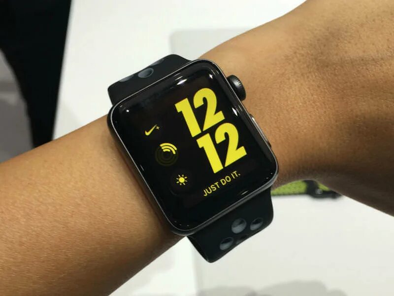 Часы apple watch se2