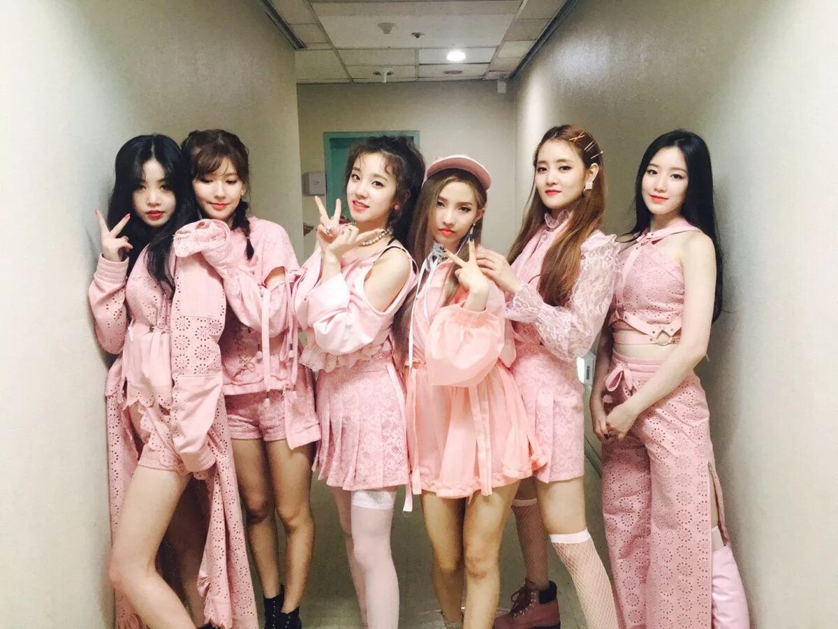 I-dle соён 2022. Кей поп джайдл. Кей поп джайдл. Джи айдол группа. Группа g idle.