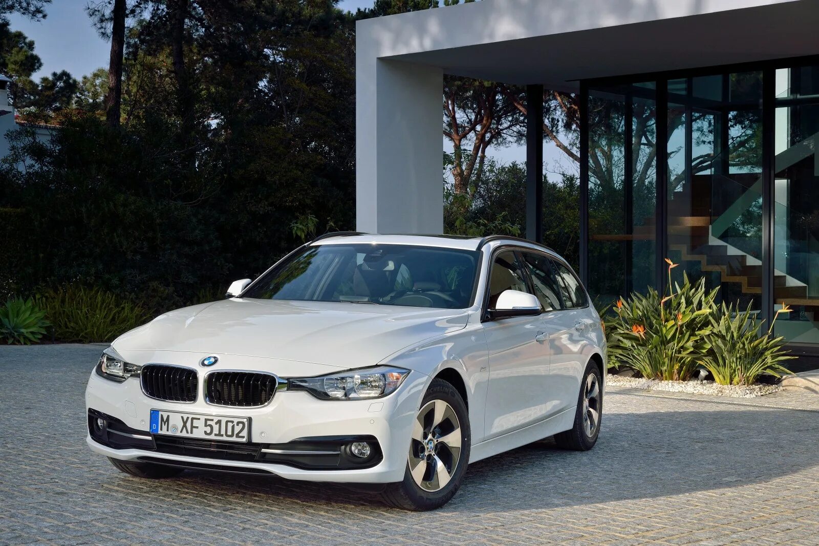 Бмв 320d f30. Bmw 3 series 320d. bmw f31 lci. bmw 320d f31. bmw 320d 2016.