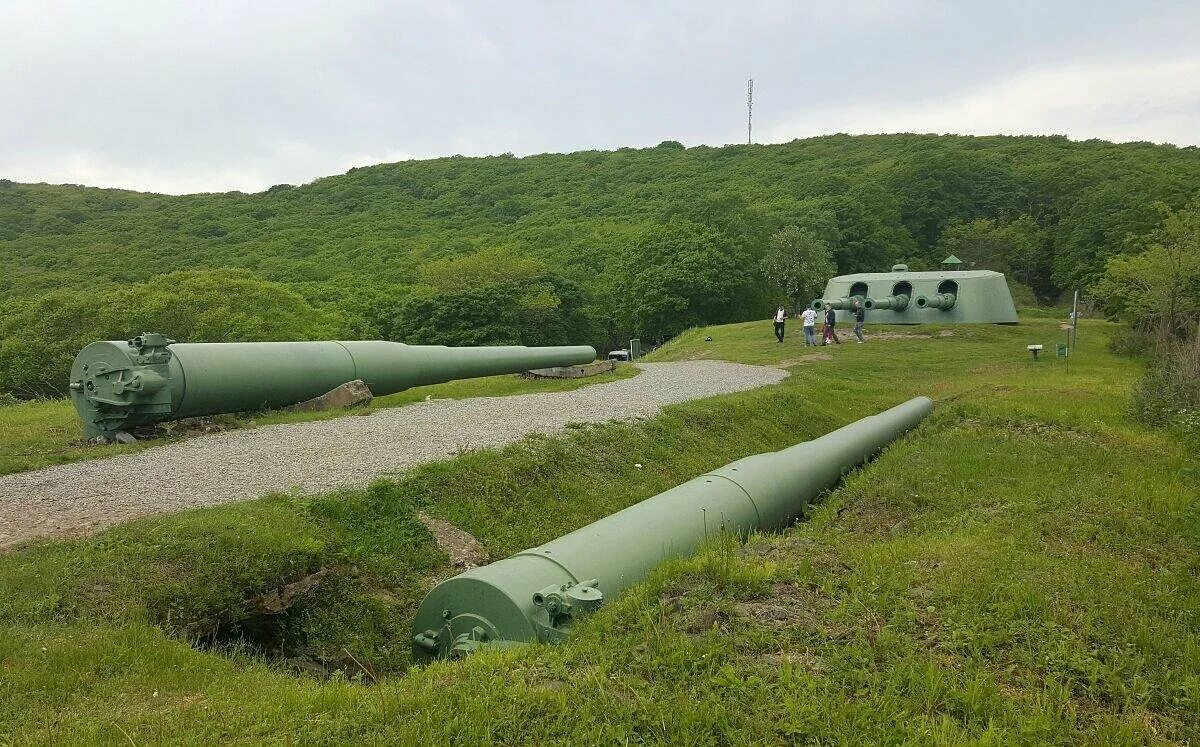 Ворошиловская батарея на острове русский фото военные объекты острова Русский