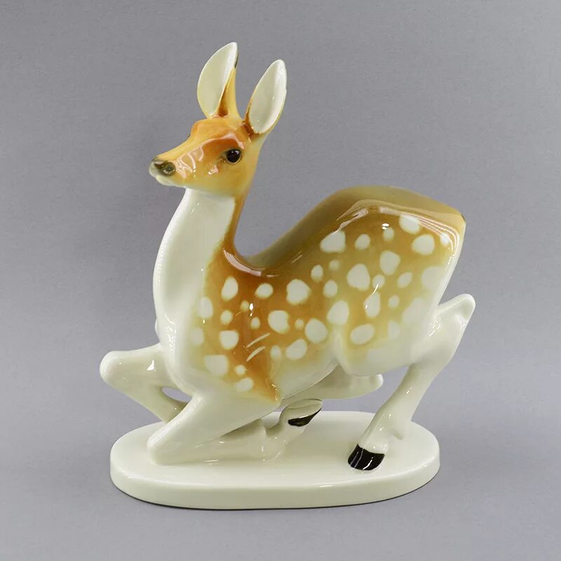 Мейсенский фарфор скульптура. Статуэтка "конь златогривый" (лфз). Фарфоровые фигурки германия. Фарфоровые статуэтки в петербурге. Фарфор антик мейсен.