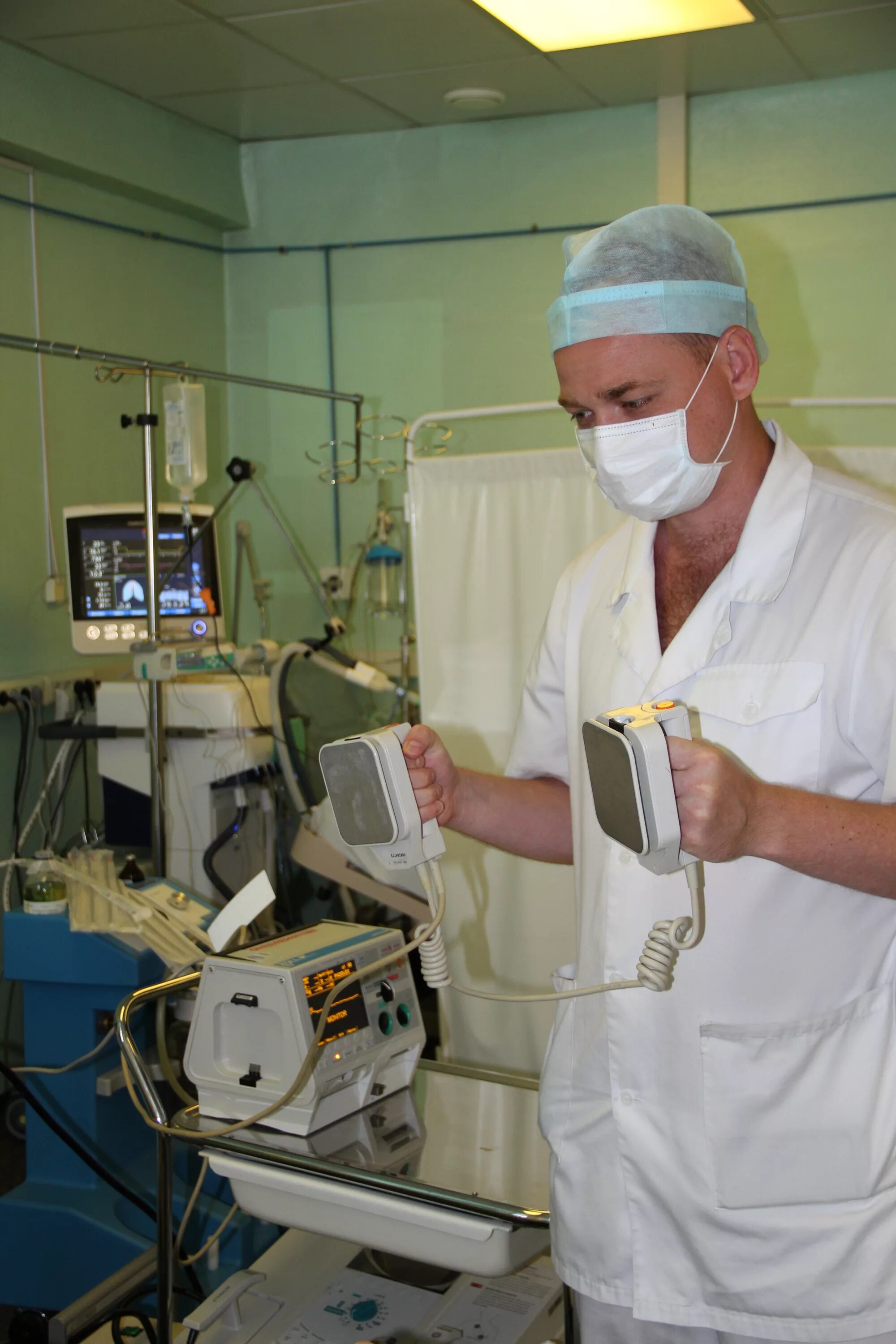 Про реаниматологов. Врач анестезиолог. Врач реаниматолог картинка. Анестезиолог-реаниматолог. Современная анестезиология.