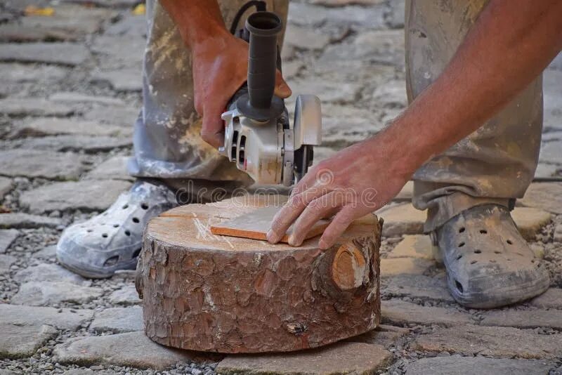 Stone cutting. Large Stone Cutting. Stone Cutting Style. Jude Stone Cutting.