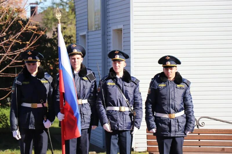 своих не бросаем. своих не бросаем данков. #свлихнебросаем. акция своих не бросаемкартинка. своих не бросаем картинки.