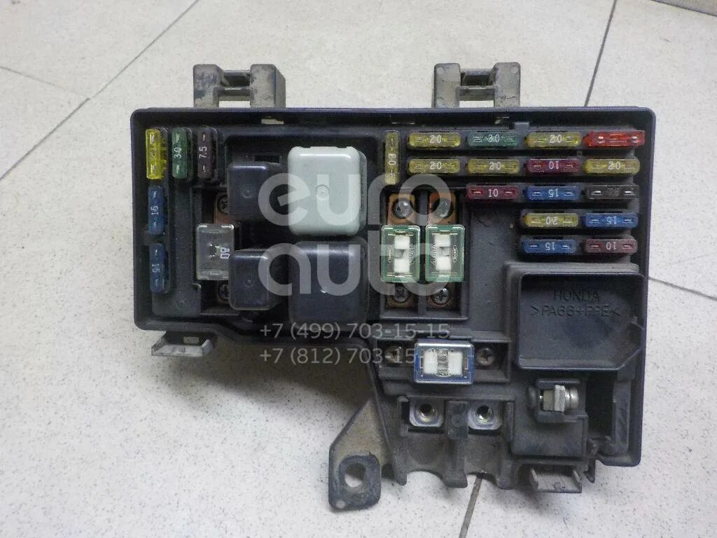 Блок предохранителей Honda Odyssey кузов RA7 двигатель F23A год 2000 в сборе арт