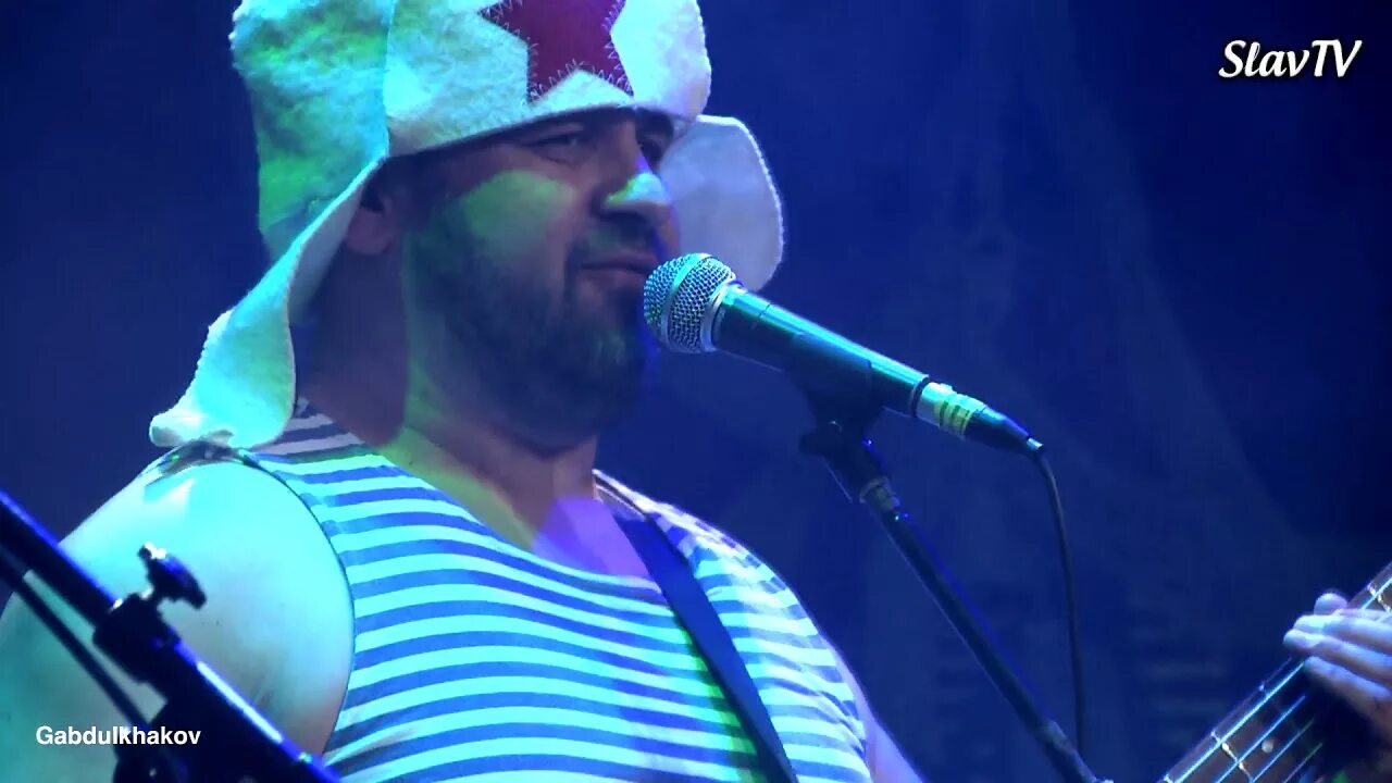 Терминатор группа. Терминатор диджей. Терминатор группа. Terminator 3 war of the machines. Терминатор возвращение.