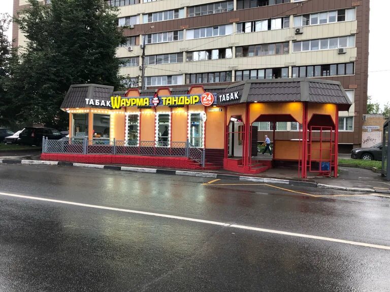 шаурмы в турции снаружи. шаверма на рынке. формула шаурмы. денер город заозёрный. берлин донер кебаб.