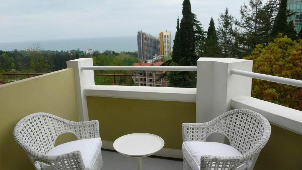 Парк рановских. Рановский парк сочи отель. Ranovsky park сочи. Советская. Парк рановских.