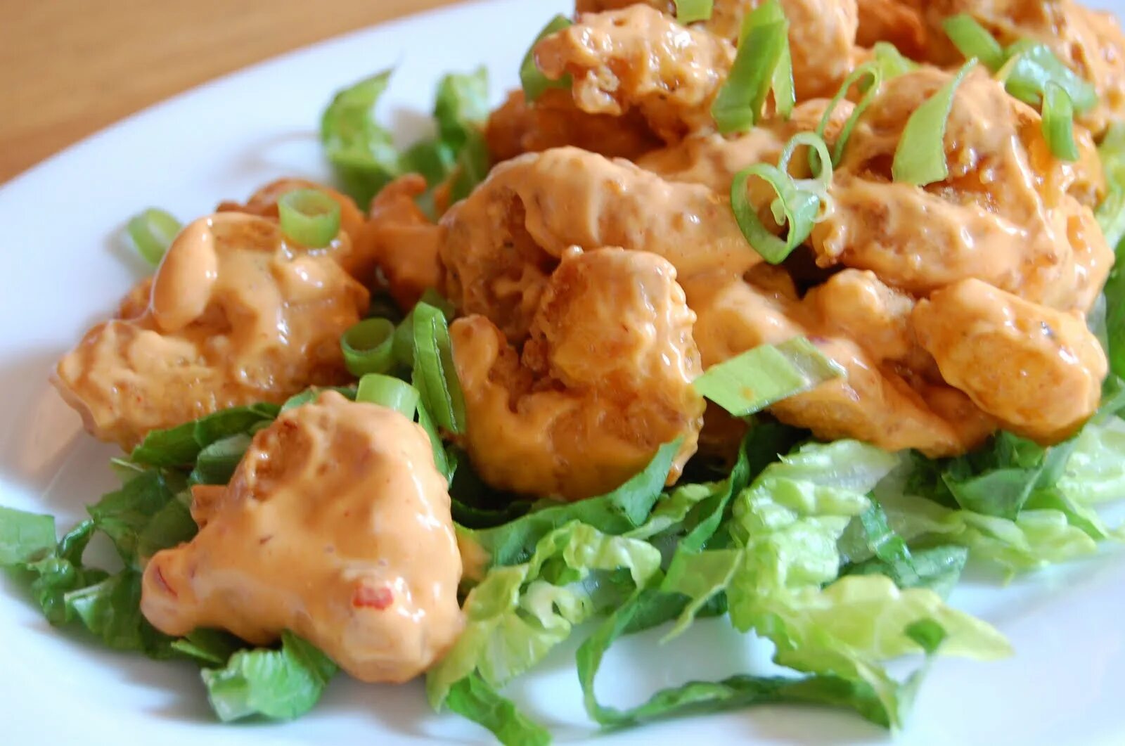 Ресторан реконструкция. Bang табак. Кухня шелдона и леонарда. Банг банг кухня. Бао мочи галерея.