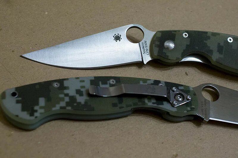 Реплики ножей спайдерко. Спайдерко милитари реплика. Spyderco Military 2. Spyderco миля. Spyderco Tuff реплика.