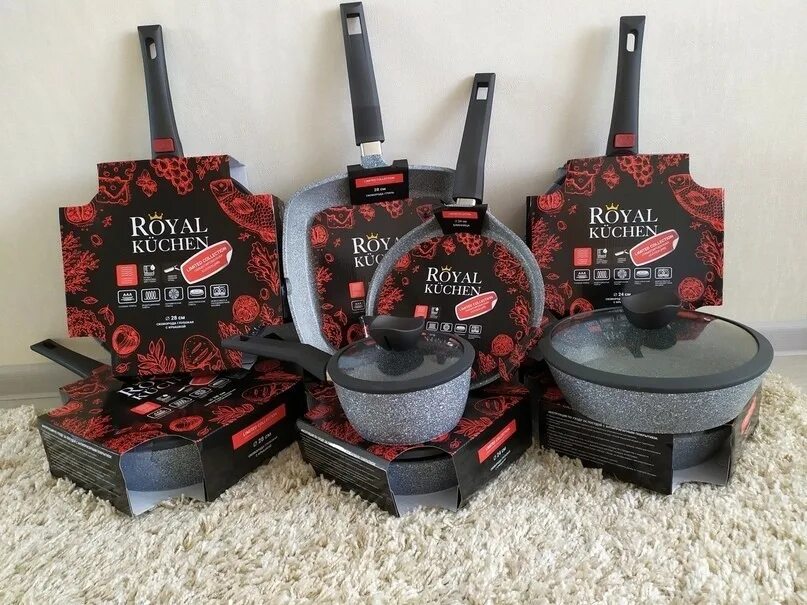 Магнит сковородки royal kuchen. Кастрюля роял кюхен 8. Китчен кастрюли и сковородки, формы для выпечки. Посуда роял китчен. Роял кюхен 3.