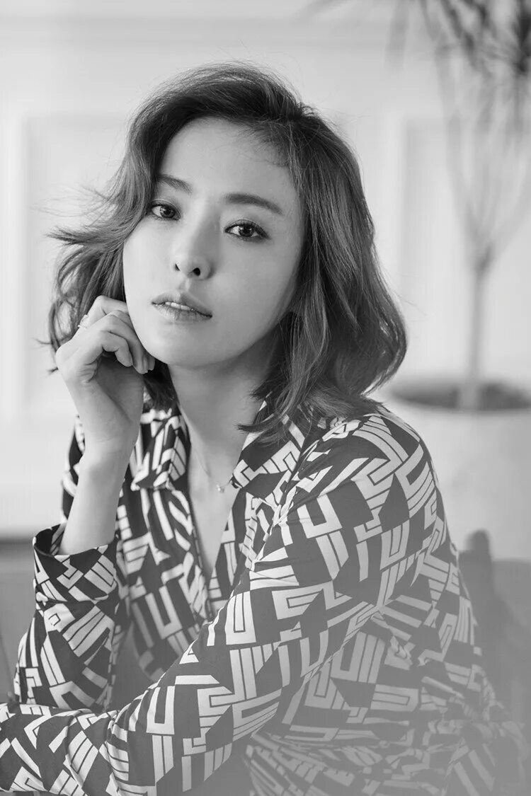 Lee yeon-hee актриса. Мало хи. Lee hee 19+. Хон ен хи актриса. Lee hee 19+.