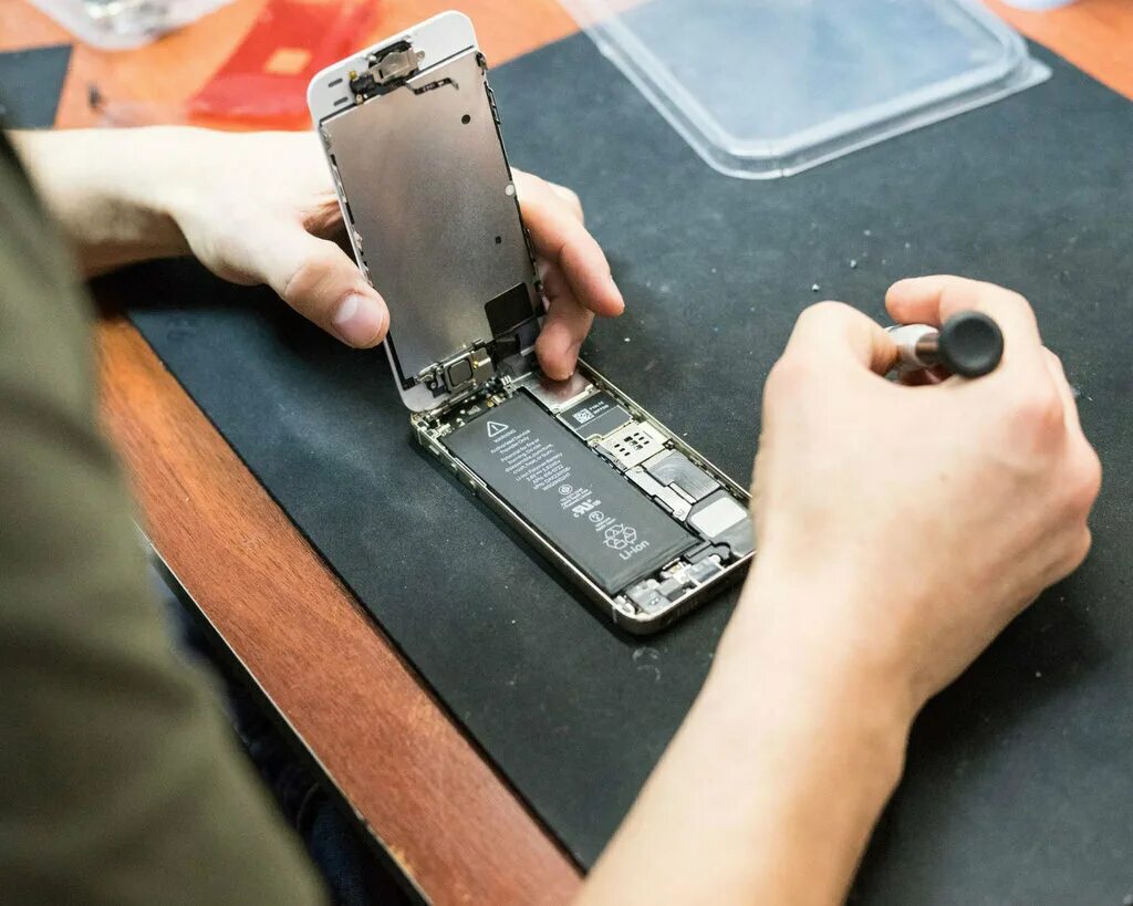 ремонтные телефонов. починка телефонов. ремонт смартфонов. починка телефонов. ремонт телефонов.
