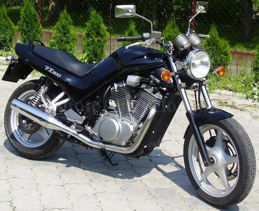 Купить сузуки 800. Suzuki vx800. Мотоцикл Suzuki VX 800. Kawasaki vx800. Suzuki VX 800 Cafe Racer.