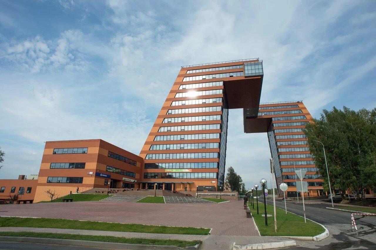 Новосибирск городок академ. Академгородок фото. Академия городок в новосибирске. Население академгородка новосибирск. Академгородок фото.