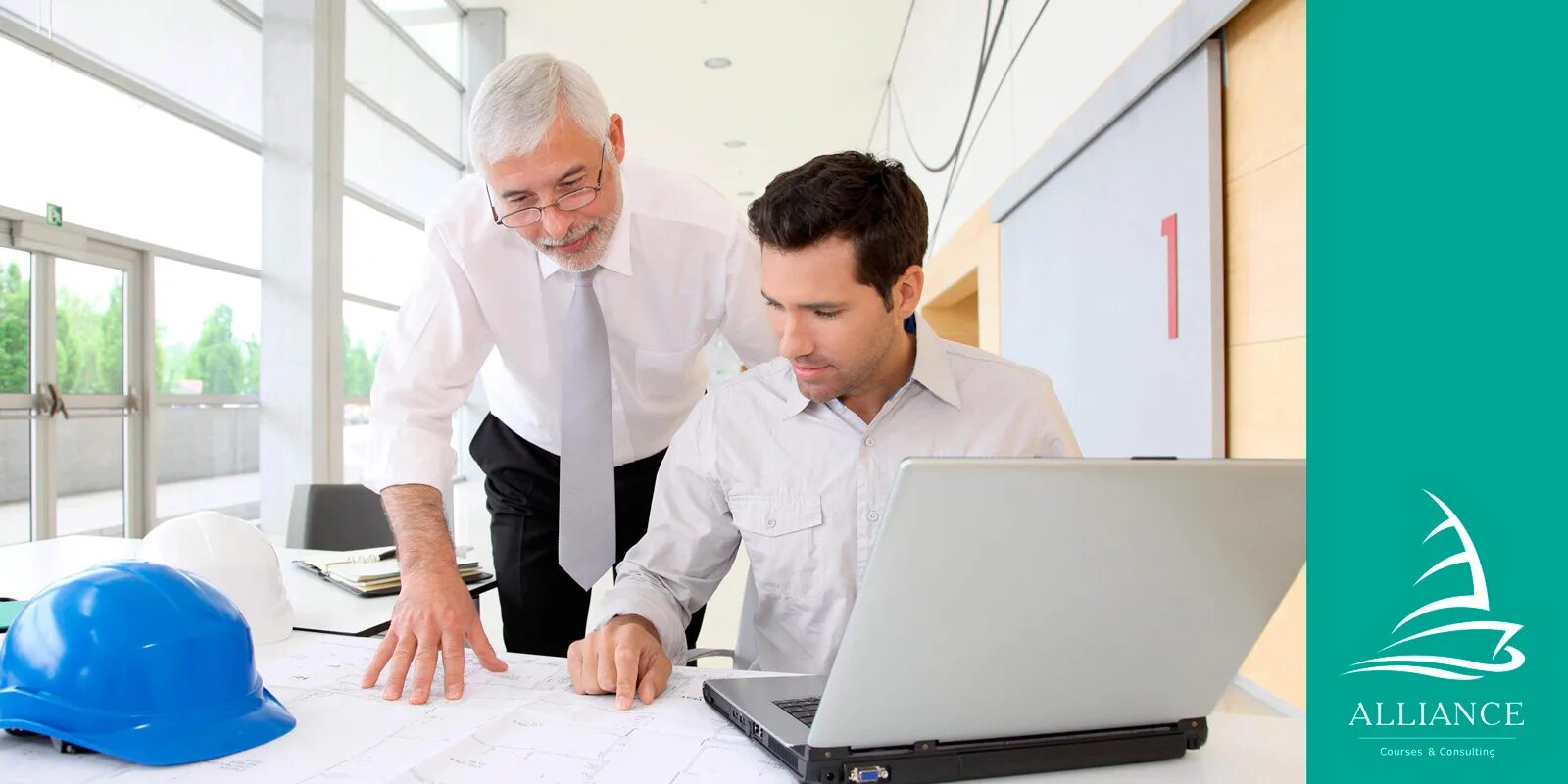 Дизайнер на стройке. Строительные специальности. Строительные роботы. Работники на стройке. Конструктор проектировщик.