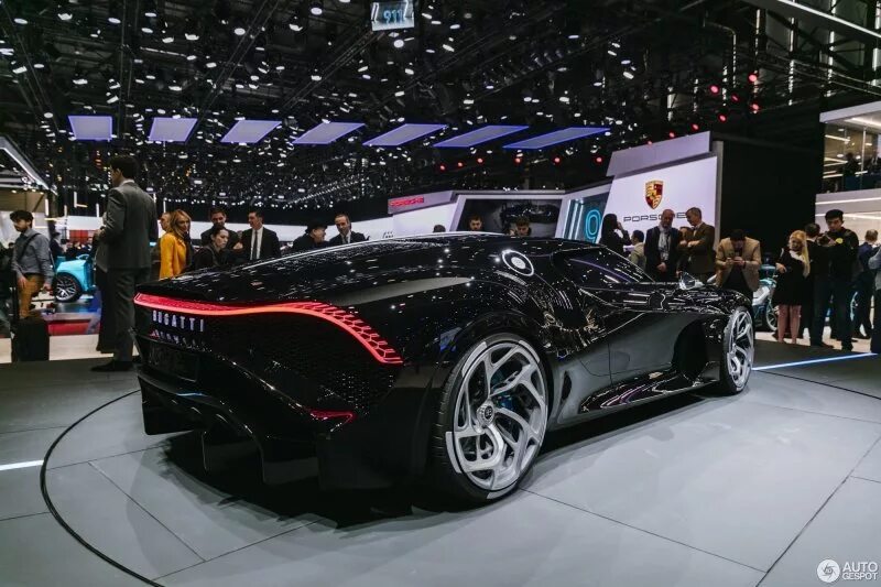 Bugatti Женева 2019. Бугатти Леонор. Самая дорогая машина в мире. Самая богатая машина в мире.