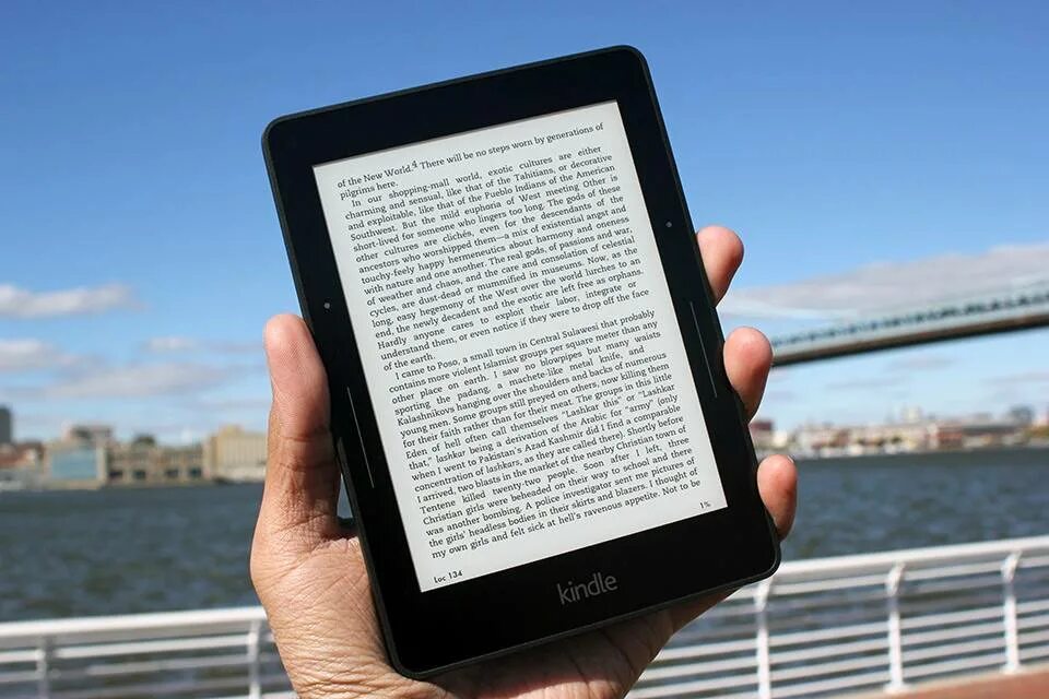 Электронная книга Kindle. Книги Amazon Kindle. Kindle Voyage. Читалка Киндл