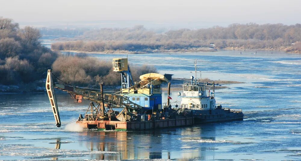 теплоход рт 334. порт серпухов. причал серпухов. серпуховский затон порт. пристань серпухов.