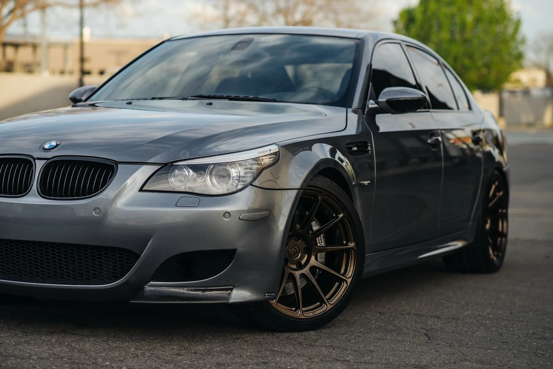 Бмв е60 россия. BMW m5 e60. БМВ е60 м. BMW m5 e60 v10. БМВ м5 е60 v10.