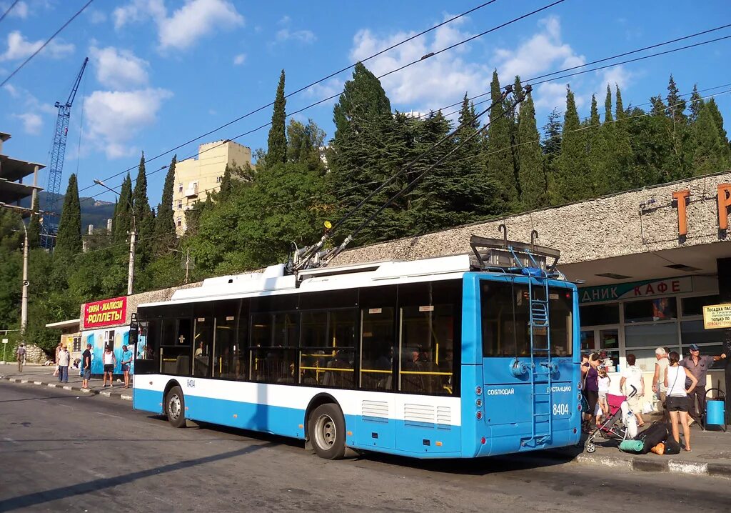 троллейбусная линия симферополь - ялта - алушта. 52 ялта. троллейбус симферополь ялта. 52 ялта. троллейбус шкода симферополь ялта.