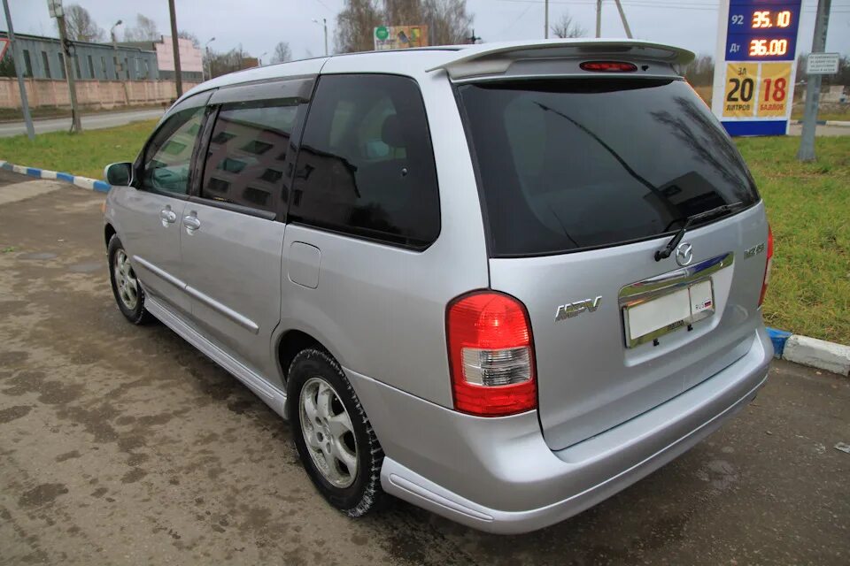 Ваз приора универсал белая. Авто универсал барнаул. Toyota универсал 4wd 3. Ваз приора универсал белая. Toyota универсал правый руль.