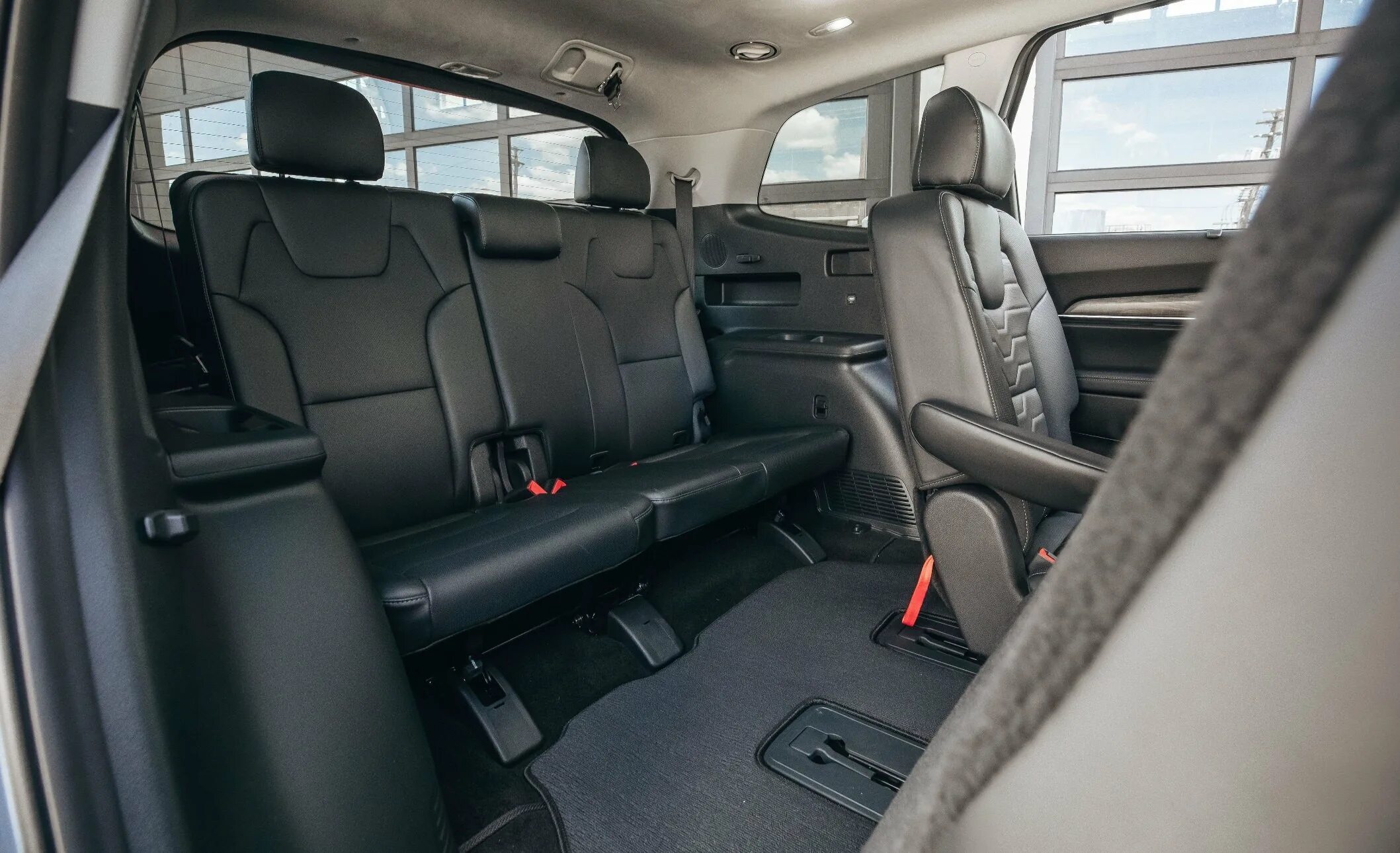 Hyundai палисад салон. Hyundai 3 ряда. Palisade 2023 салон. Hyundai 3 ряда. Хендай палисад третий ряд.