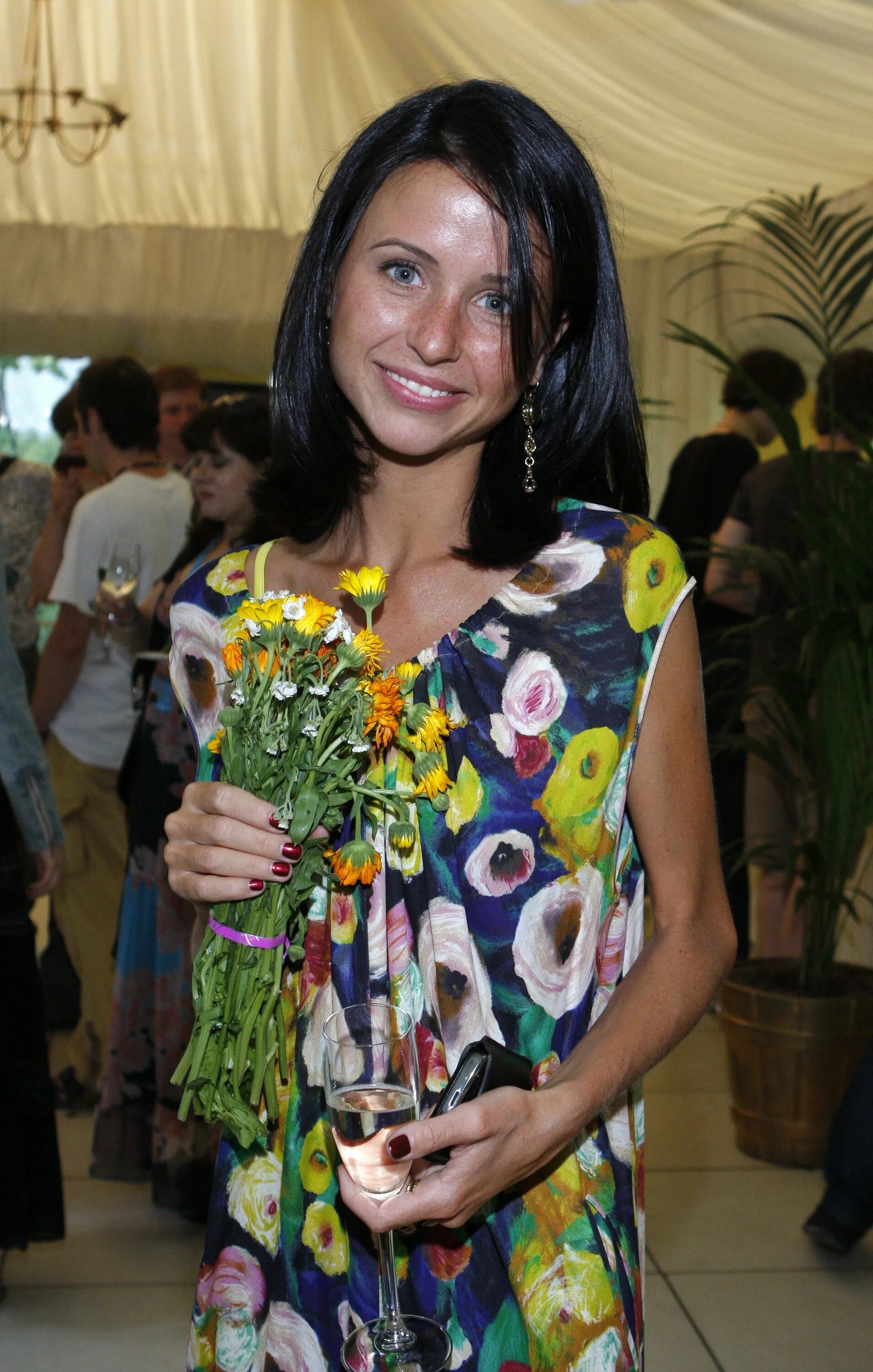 Мирослава карпович сейчас 2020. Мирослава карпович. Сколько лет мирославе. Мирослава карпович фото. Мирослава карпович 2020.