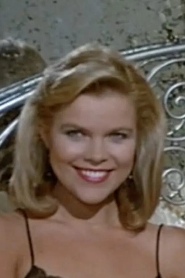 Камилла мор кэрри мор. Камилла мор. Кэри мор. Кэрри мор. Камилла мор и кэри мор.