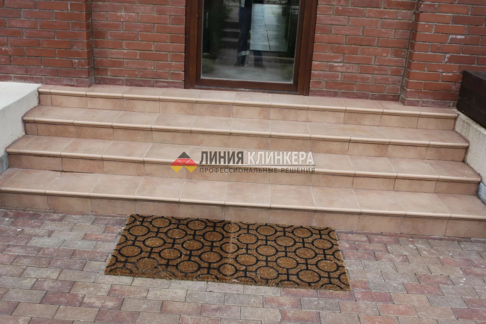 Плитка антискользящая для улицы. Kerama marazzi ступени. Плитка антискользящая для улицы. Керамогранит терраццо. Керама марацци уличная плитка.