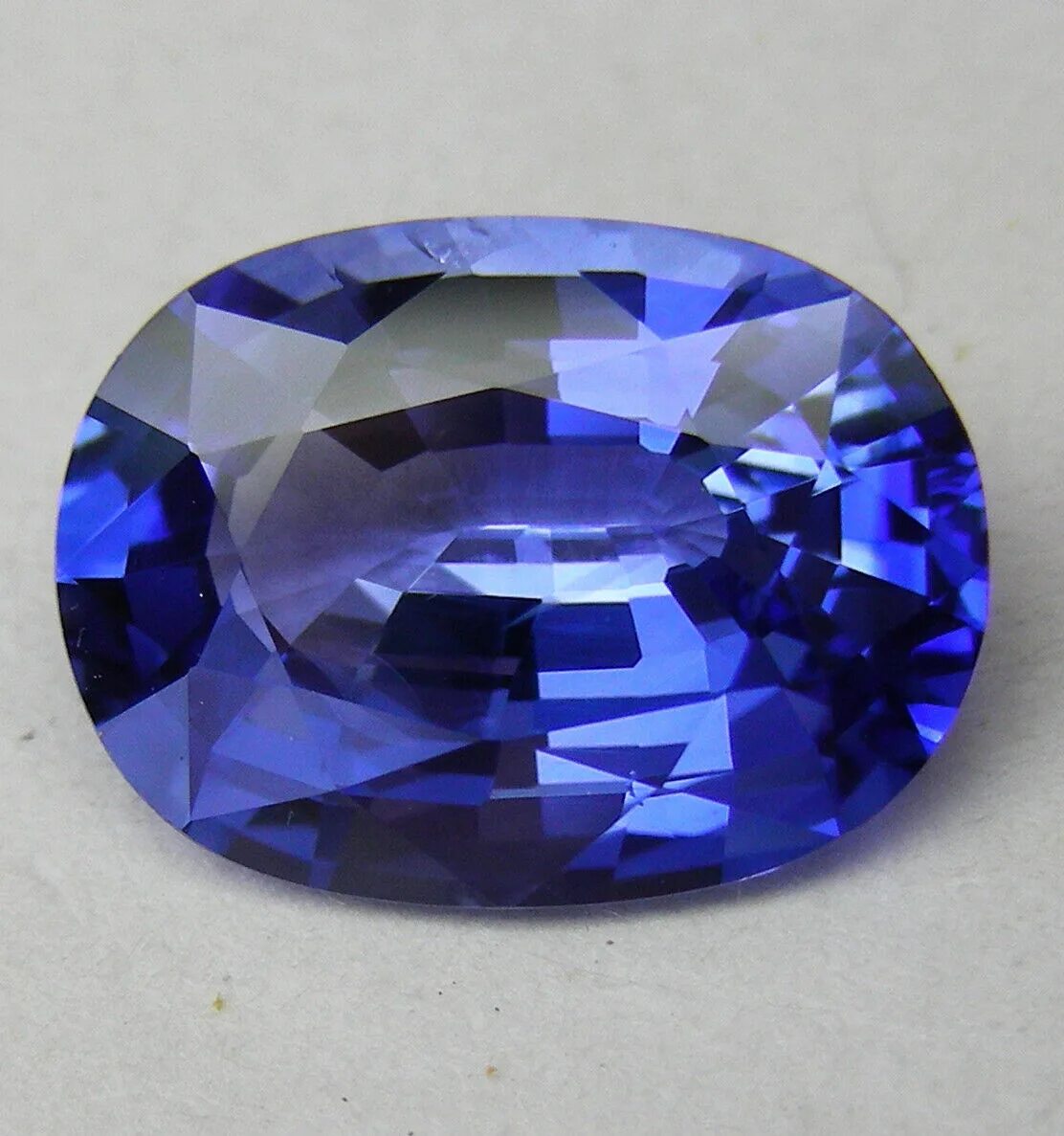 Сапфир Андара Кристалл. Sapphire. Сапфир, «синий Яхонт». Сапфир Логан (423 карата). Синий сапфир камень. Кристалл сапфира