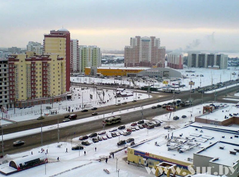 Материк каменная горка. Каменная горка Минск. Каменная горка на Щорса. Минск каменная горка фото. Человек каменной Горке.