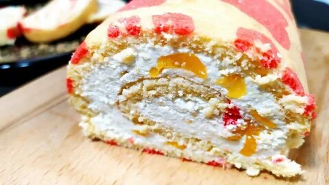 Рулет с персиками