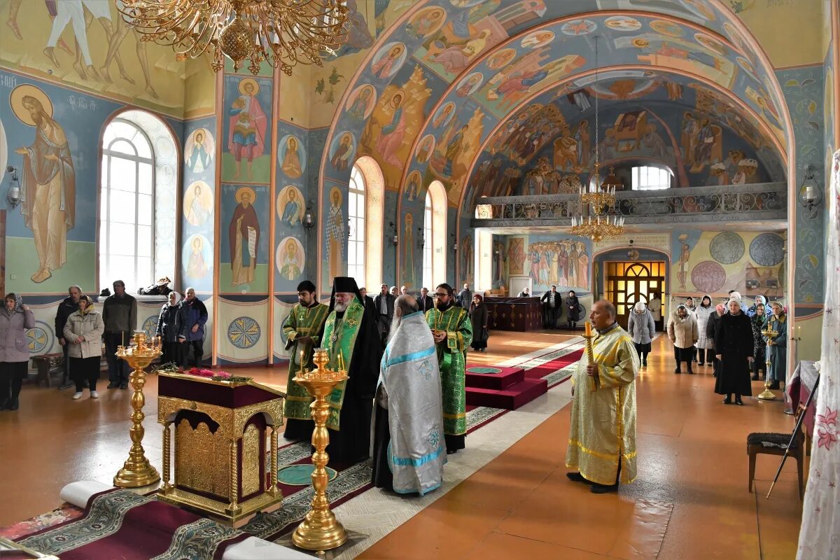 храм косьмы и дамиана в жуковском. храм косьмы и дамиана в жуковском. храм преображения жуковский. храм косьмы и дамиана в жуковском. храм косьмы и дамиана в жуковском.