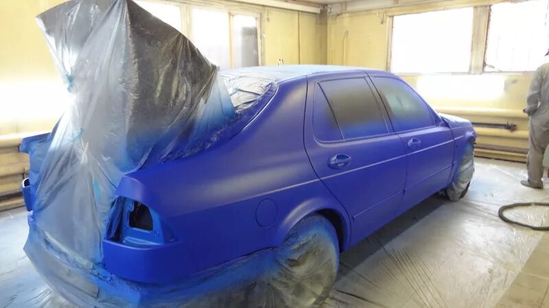 краска монтана для авто. ауди 80 покраска. подготовка машины к краске. подготовка к окраске автомобиля. покраска авто фото.
