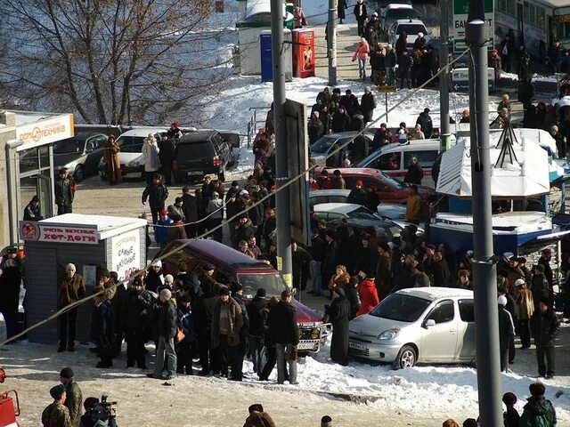 18 января 2006. Пожар во владивостоке 2006. пожар в сбербанке владивосток 2006. владивосток 2006 год. владивосток 16 января 2006.