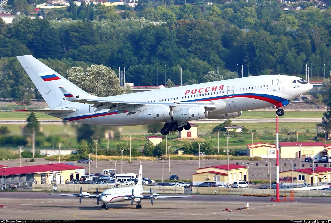 Ил-96 ra-96014. Ra 96014 борт. Ил-96-400 сло Россия. Ил-96 ред Вингс.