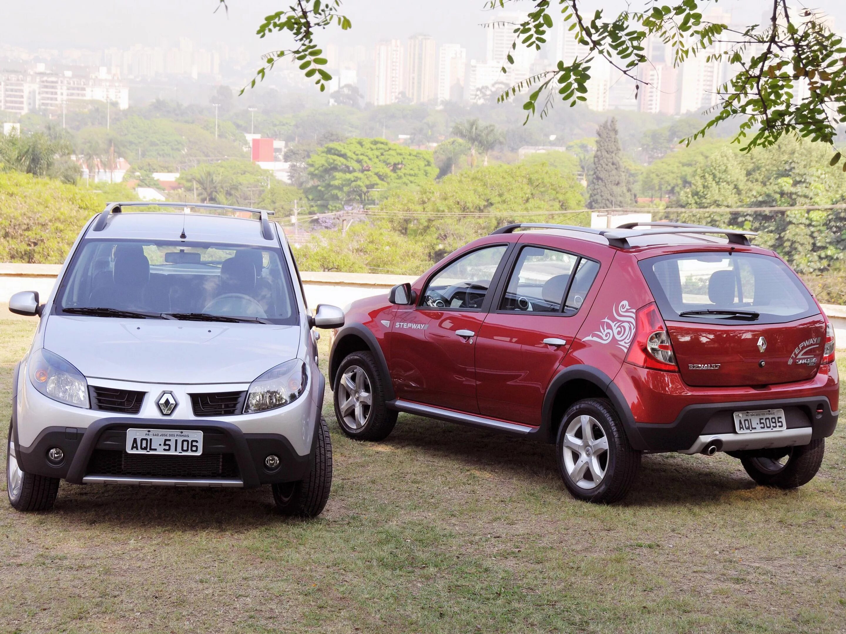 Рено степвей 2008. Рено Сандеро степвей 2008. Renault Sandero Stepway 1 поколение. Рено Сандеро степвей 1 поколения. Степвей купить бу на авито