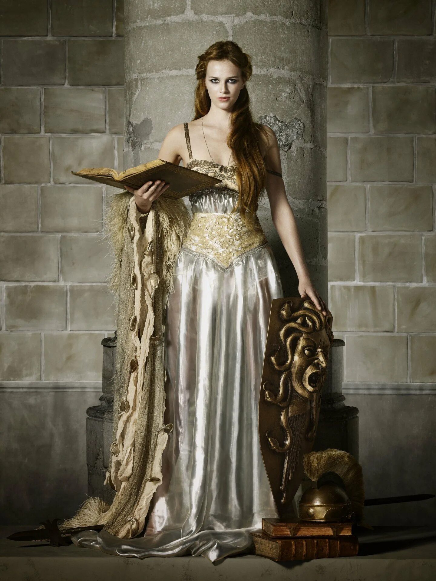 Богини древних времен. Афина Минерва богиня. Афина богиня воительница. Афина Паллада богиня. Афина Паллада богиня косплей.