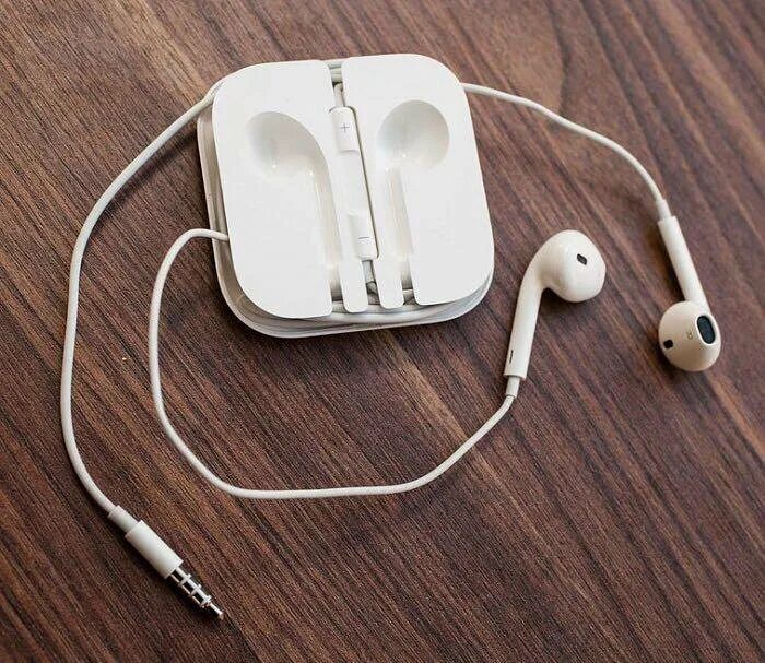 Iphone Earpods. Apple Earpods 3. Apple Earpods 3.5. Наушники Apple Earpods последняя версия. Не подключаются проводные наушники айфон