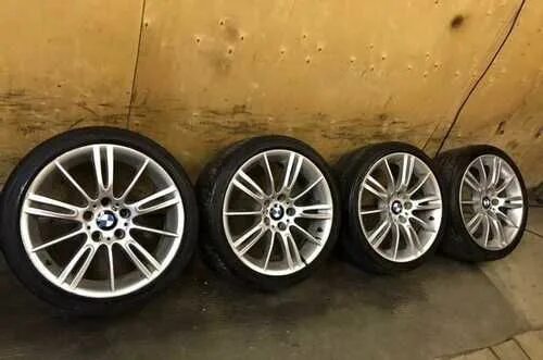 BBS RK 002 r18. BMW разноширокие r18 m. Заводские колеса r18 БМВ ф10. Разноширокие шины на БМВ r18. Шины разноширокие на бмв купить