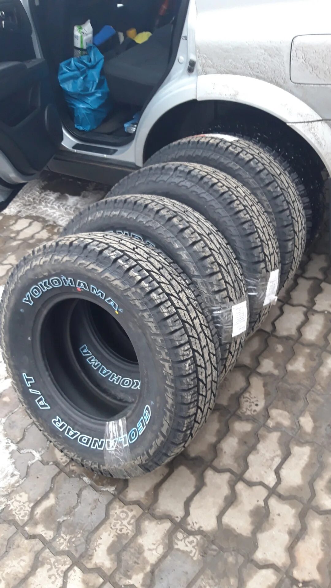 245/75 R16. SSANGYONG Kyron на шинах 265 70 r16. Колеса 245/75 r16 на Санг енг Кайрон. Резина на Кайрон 245/75/16.