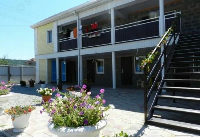 Парк-отель джубга кооперативная ул 2 п г т джубга. Парк отель джубга пляж. Джубга ореховая роща 20. Корона джубга. Отель корона джубга.