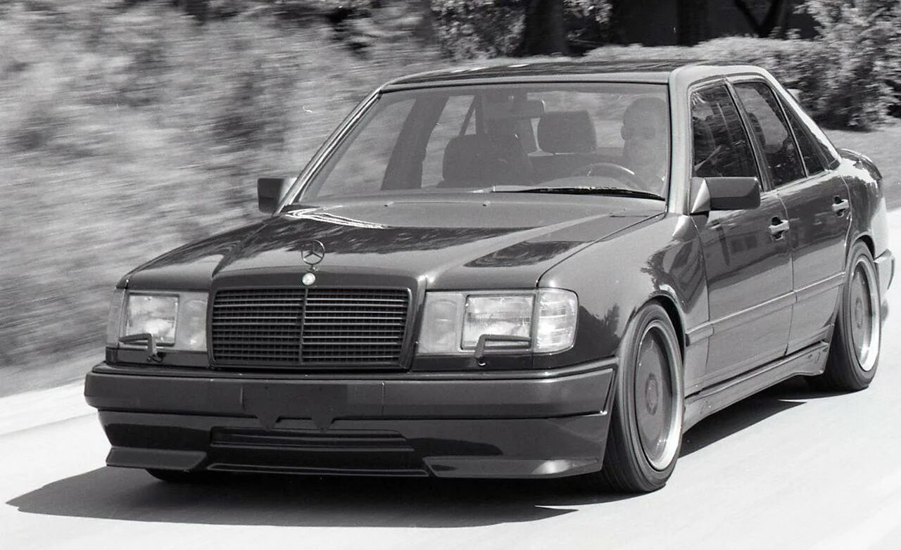 Мерседес 124 hammer. W124 sg65. Мерседес е124 волчок. W124 sg65. W124 sg65.
