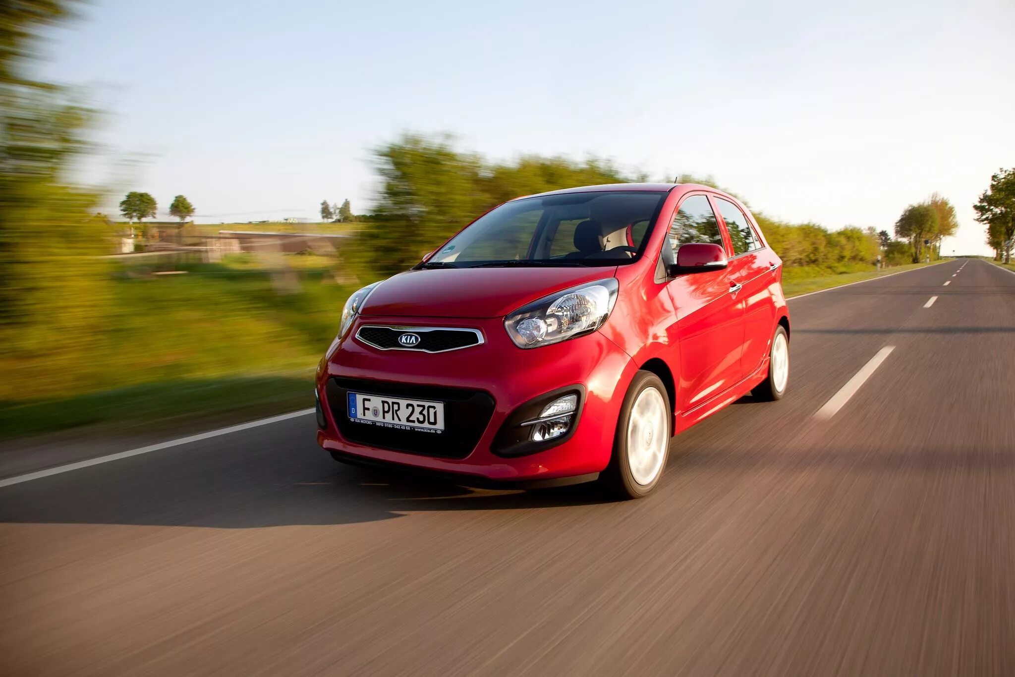 Автомобиль kia picanto. Киа Пиканто. Киа Пиканто красная. Красная машина Киа Пиканто. Хендай Пиканто.