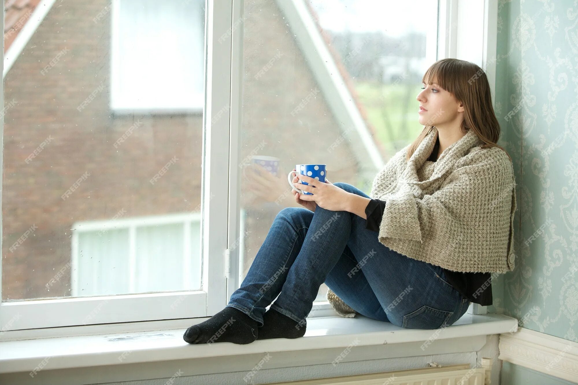 Looking out of the Window. Looking out Window Windows;. Woman looking out the Window. Ciggerts out Window. I looked out of the window