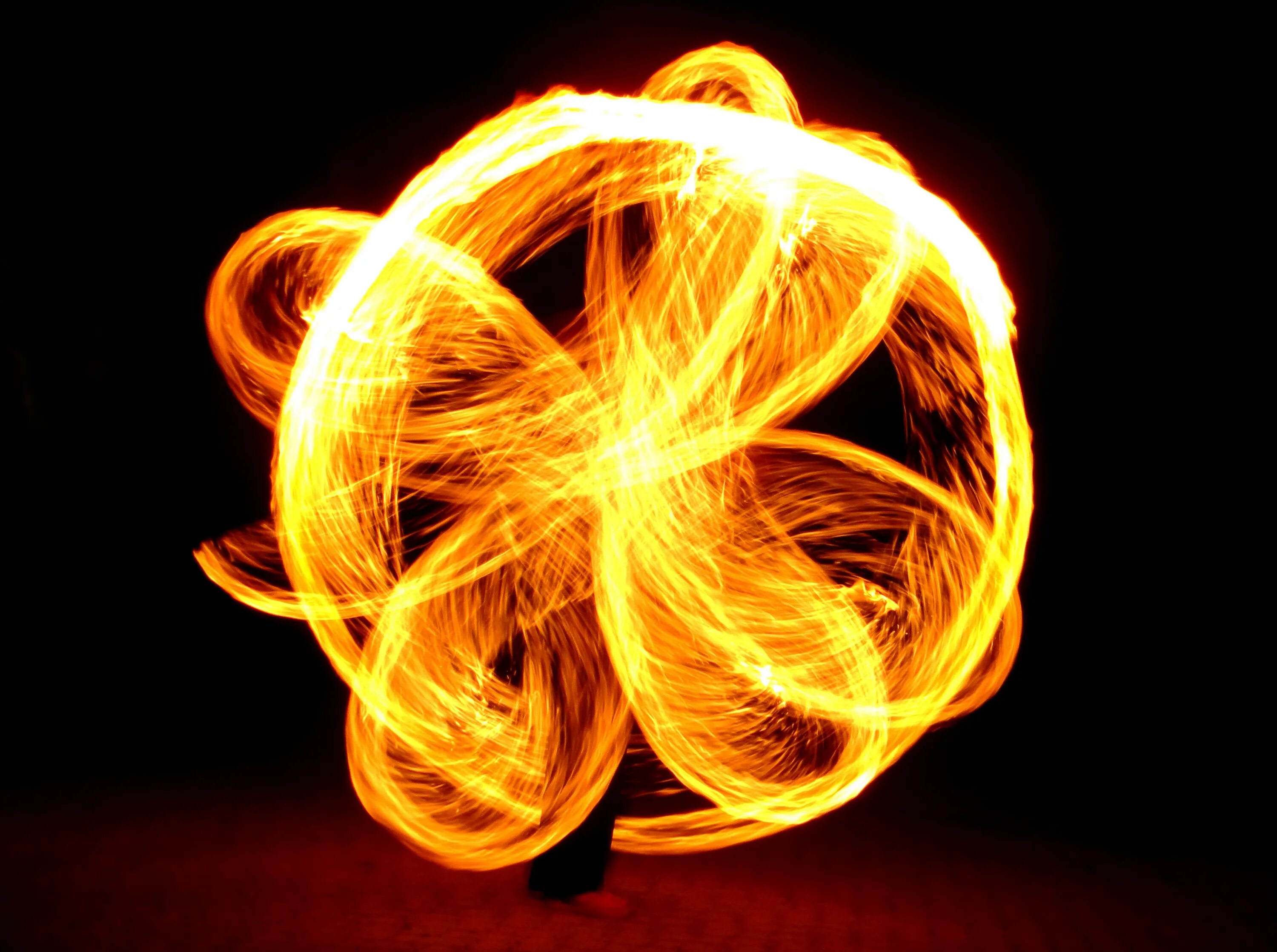 Музыка огней детская. Огненный круг фаер шоу. Энергия огня. Огненный цветок. Огненная защита.