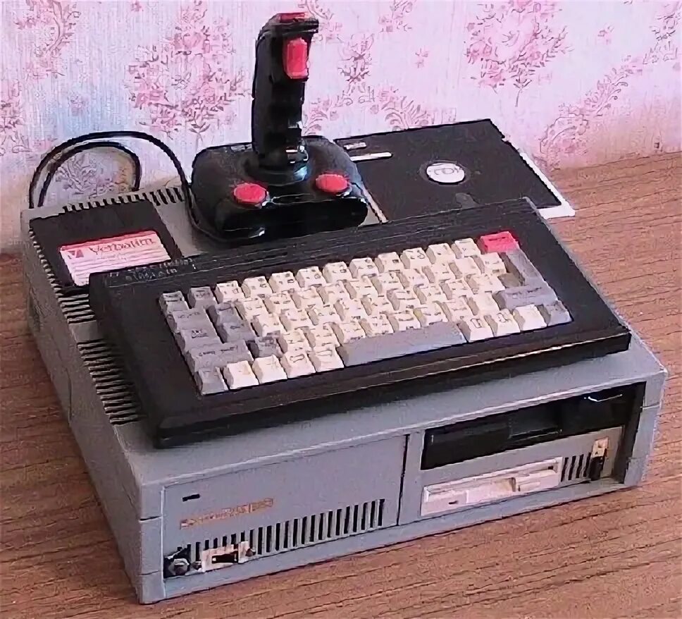 Zx spectrum scorpion. Zx spectrum scorpion 256. Zx spectrum +3 оригинал. Zx spectrum 128. Elite zx spectrum.